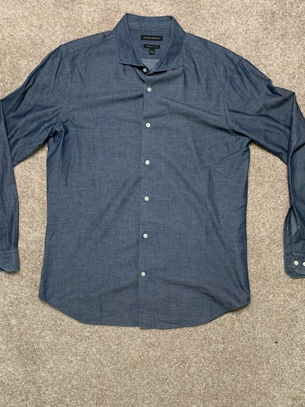 Banana Republic Long Sleeve Button Up Shirt Men's M Grant Fit Blue SZ. LG